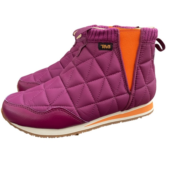 Teva Shoes - Teva Ember Mid Quilted Boots Women’s Size 8 New in Box
